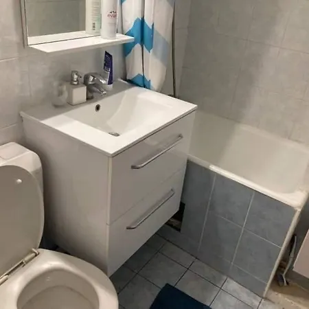 Appartement Studio 25 M2 *